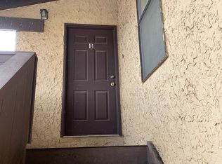 1024 Mockingbird Ln APT B, Clovis, NM 88101