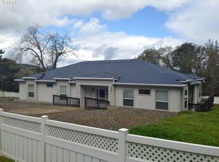 3125 W Military Ave, Roseburg, OR 97471