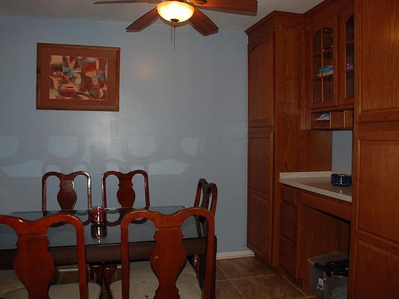 5th image of 149 E Tiverton Way