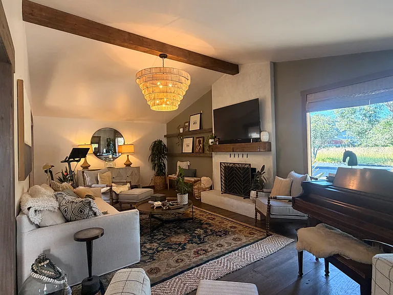 2826 Loraine Ln — Photo 13