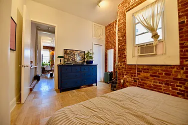 Rented by Nolita Group