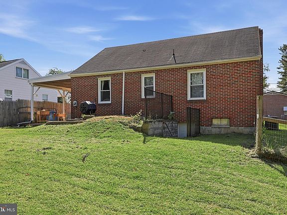 4th image of 22 Emmert Rd
