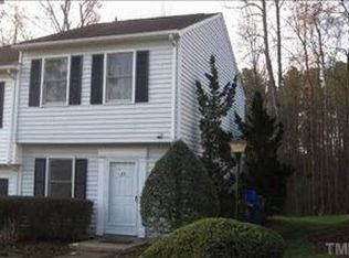 25 Georgetown Ct, Durham, NC 27705
