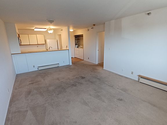 3rd image of 1201 Melville Sq APT 305