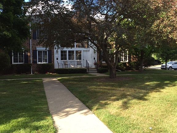 3rd image of 625 E Fox Hills Dr #1