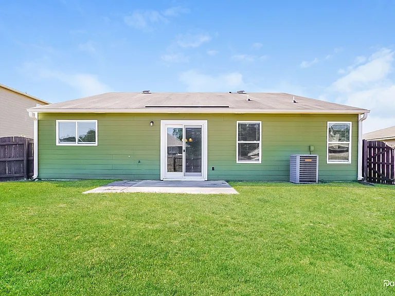 111 Firefly Ln — Photo 15