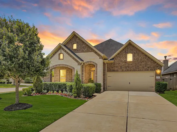 19703 Lakeside Pointe Ct, Richmond, TX 77407