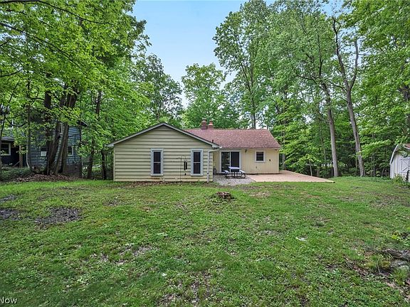 4th image of 5769 Som Center Rd