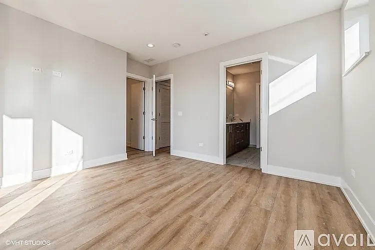 3216 N Karlov Ave #2N — Photo 6