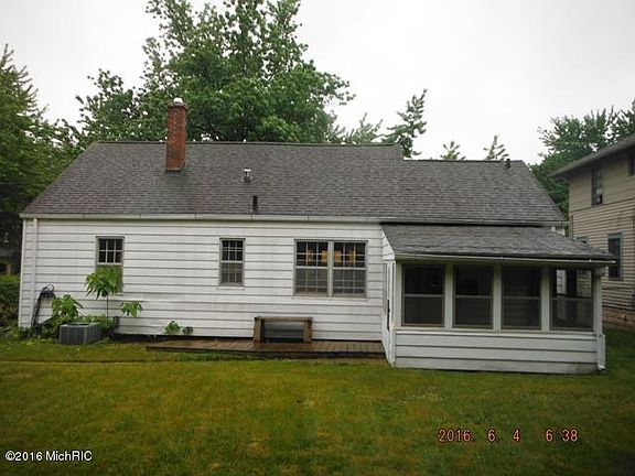 4th image of 25 Bryant St