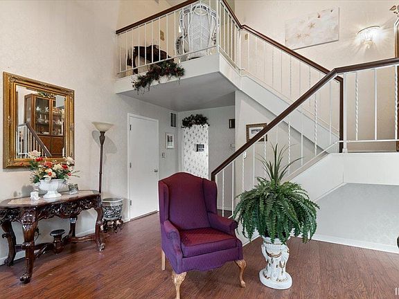4th image of 7300 Bayard Park Dr