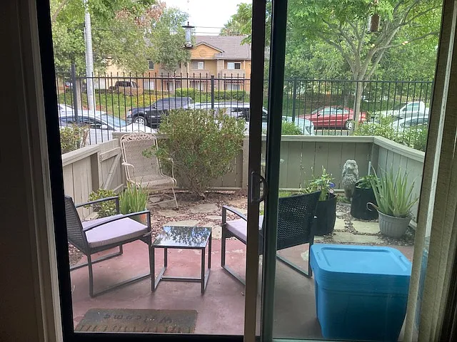 450 W Vermont Ave #103 — Photo 1