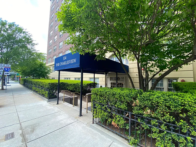 534 Beacon St #202 — Photo 16