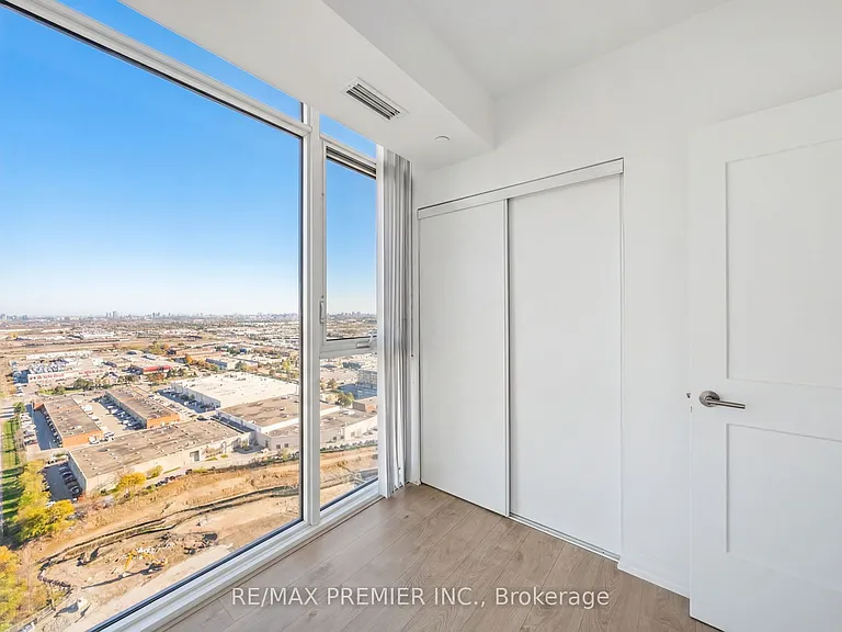 7895 Jane St #3015 — Photo 20