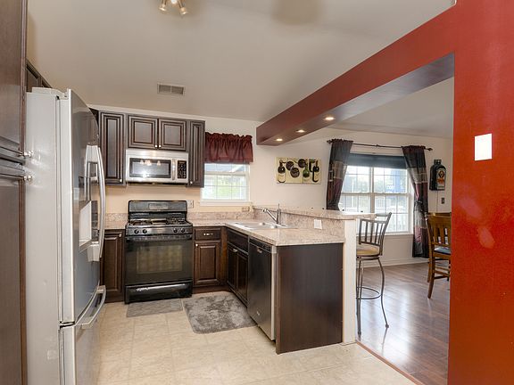 4th image of 2209 Gladstone Ct