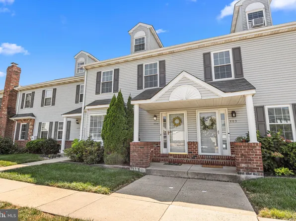 404 Truman Ct, Norristown, PA 19403