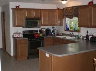 159 Kensington Cir, Battle Creek, MI 49015