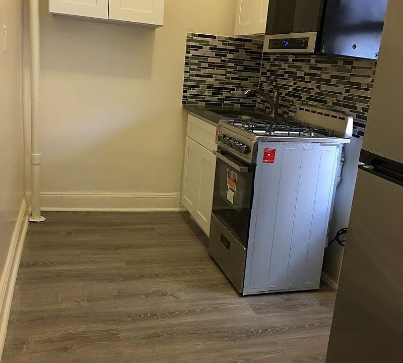 2nd image of 317 E 150th St APT 1A