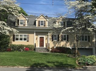 100 Siwanoy Blvd, Eastchester, NY 10709