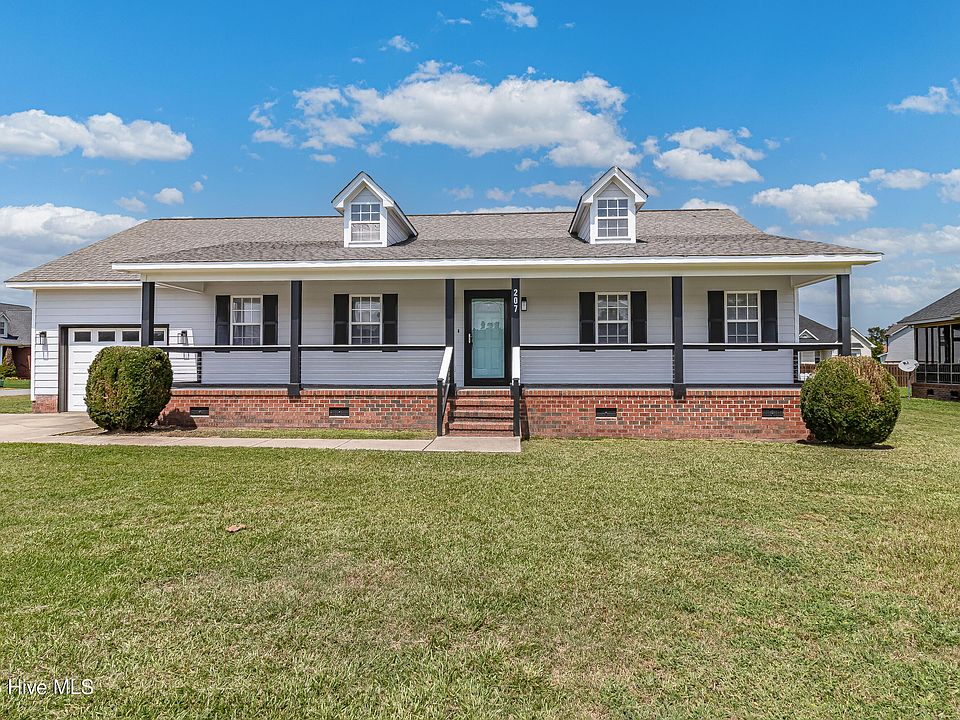 1st image of 207 Sussex Place