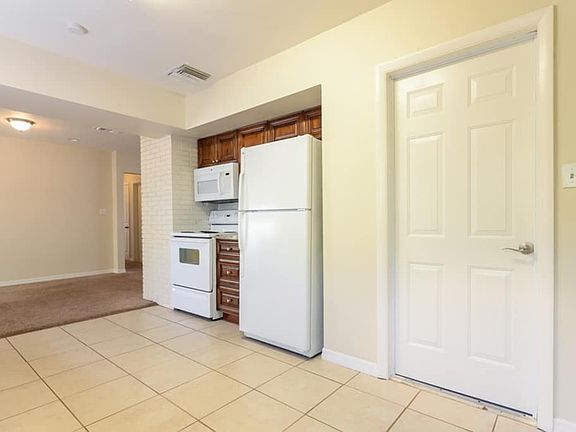 5th image of 5926 8th St S