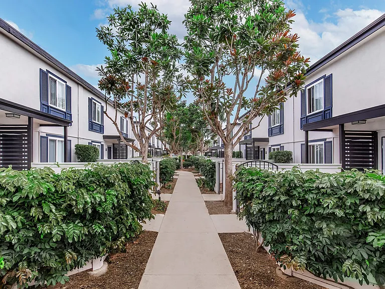 Sandpointe Cove Apartment Homes — Photo 3