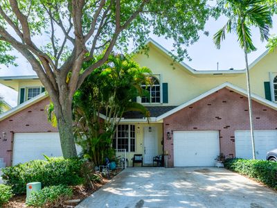 136 Spruce Street, Boynton Beach, FL, 33426