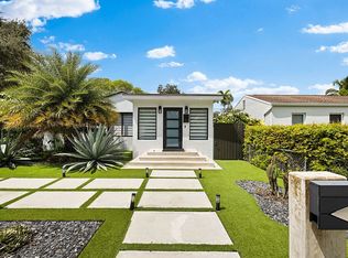 310 Pine Ct, Miami Springs, FL 33166