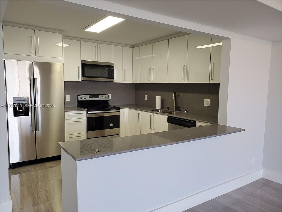 1st image of 13499 Biscayne Blvd APT 1105