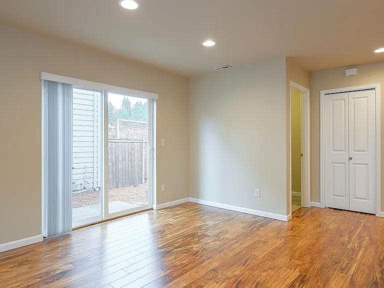 3992 SE Lone Oak St — Photo 9