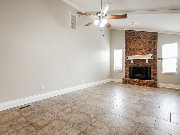 5th image of 12913 Heron Ln