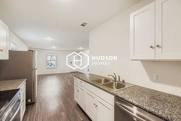 4750 Burma Rd — Photo 6