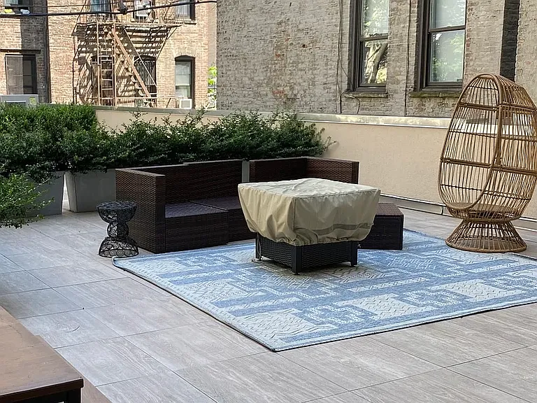 219 S 3rd St #2B — Photo 3