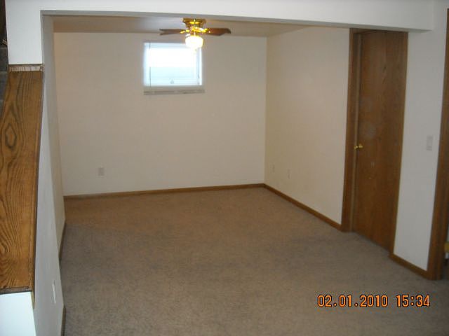 2nd image of 1709 1/2 Burlington Ave