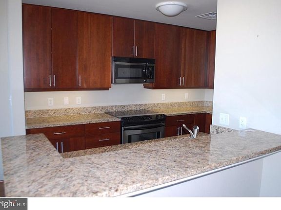 4th image of 105 Christina Landing Dr APT 1802