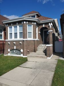 5521 S Albany Ave, Chicago, IL, 60629