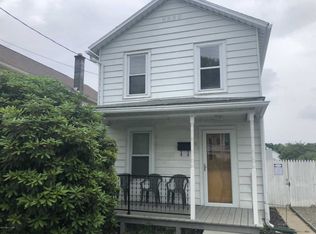 86 4th St, Larksville, PA 18651