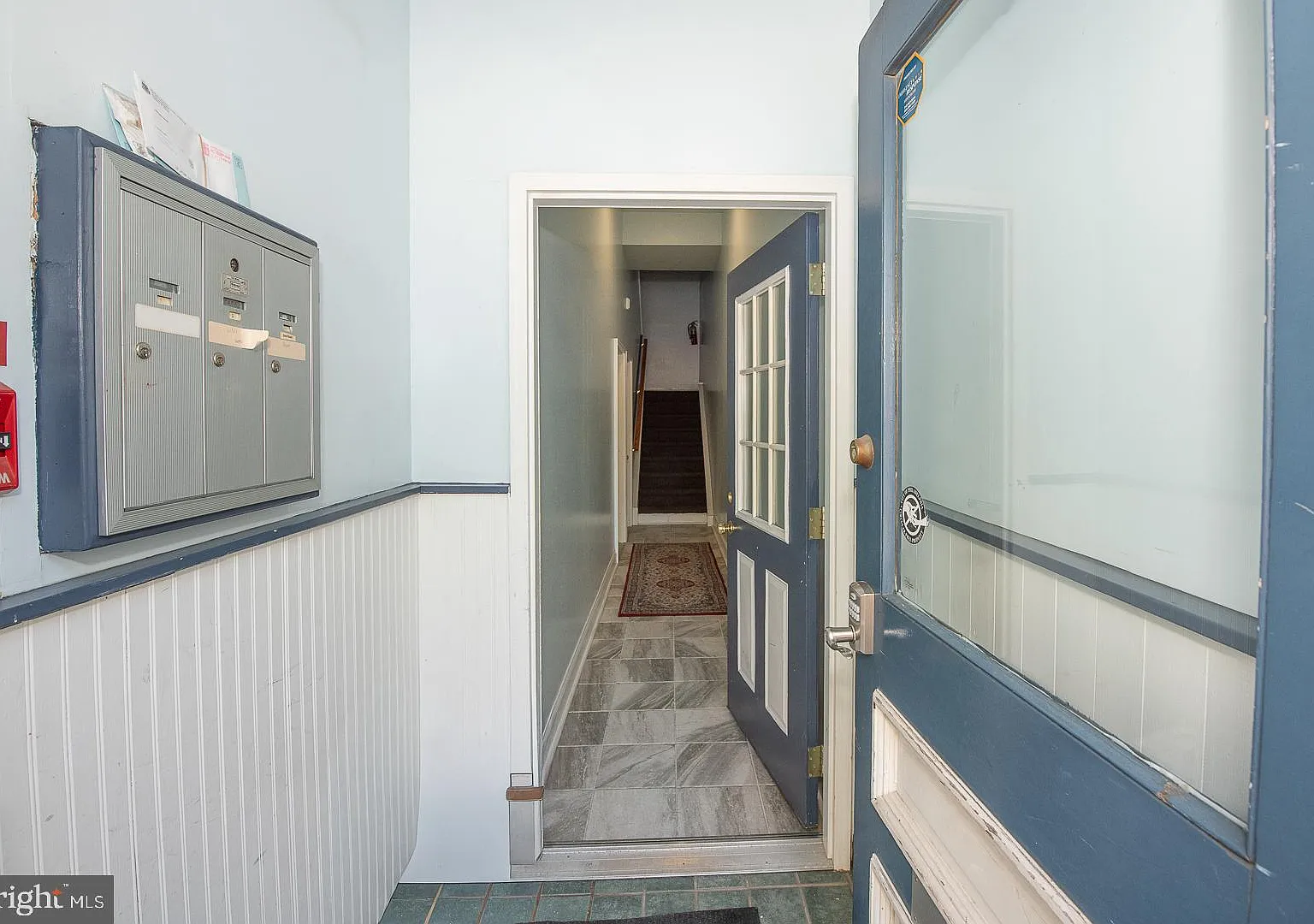 2 bed, 900 sqft, $1,400 — Photo 2