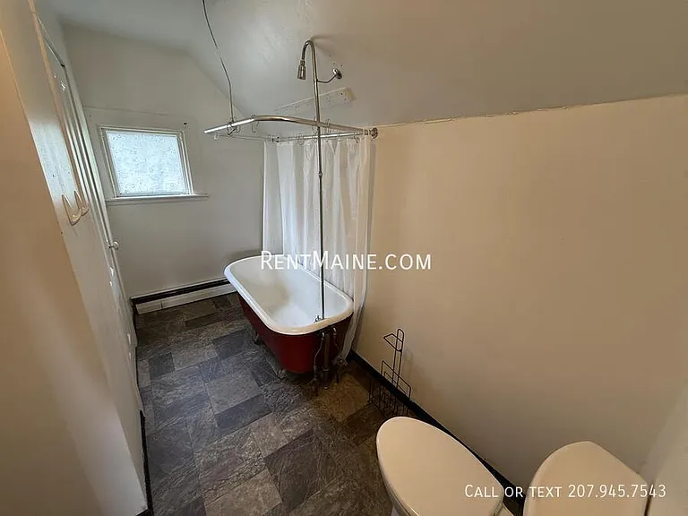 31 Stillwater Ave #4 — Photo 7