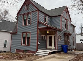 835 E John St, Appleton, WI 54911