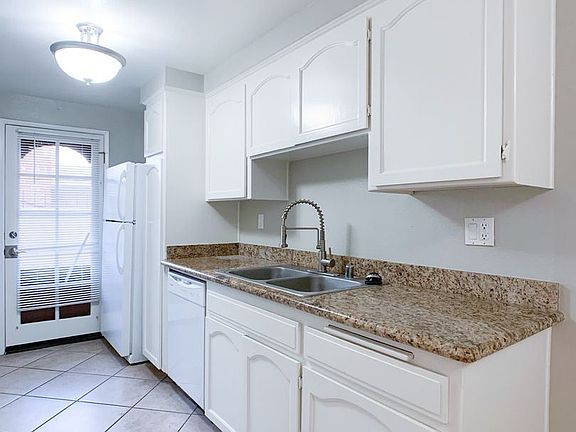 4th image of 5452 Alvern Cir APT 102
