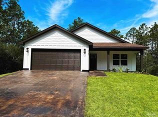 2943 N 13th Ave, Milton, FL 32583