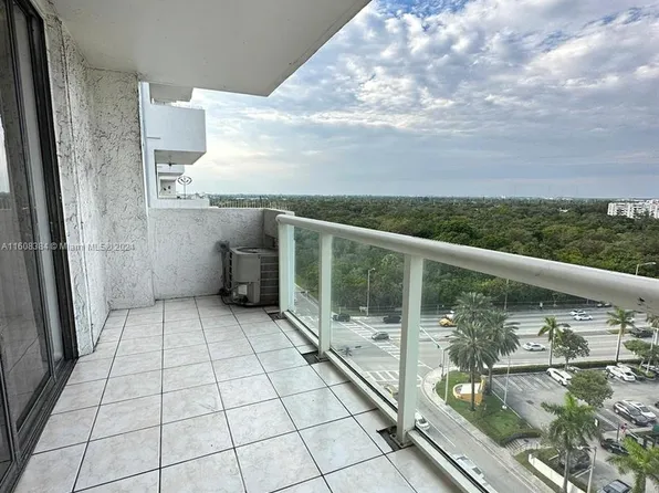 13499 Biscayne Blvd APT 1209, North Miami, FL 33181