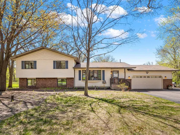 1670 44th St NW, Sauk Rapids, MN 56379
