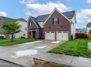 2320 Pintail St, Maryville, TN 37801
