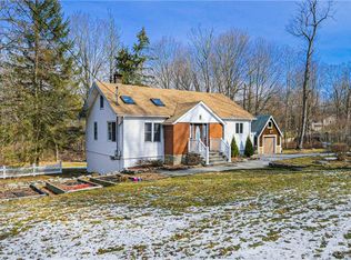 200 Red Mill Rd, Cortlandt Manor, NY 10567