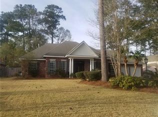 7029 Edgewater Dr, Mandeville, LA 70471
