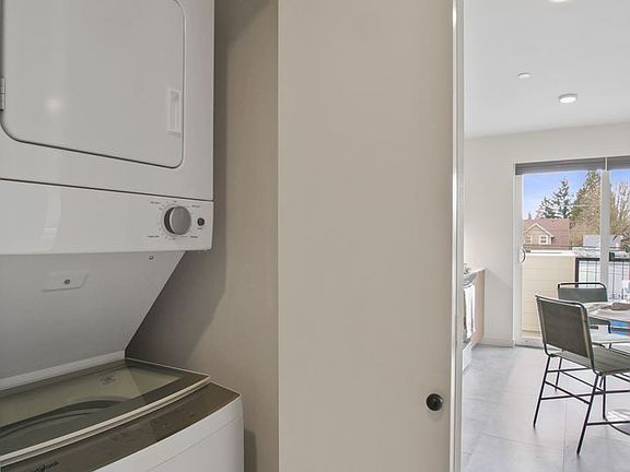 5th image of 16 N Blandena St #304