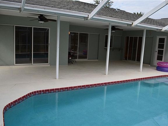 4th image of 515 SE 20th Pl