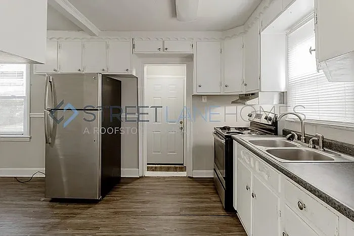 jpg - 209 Peachtree Cir